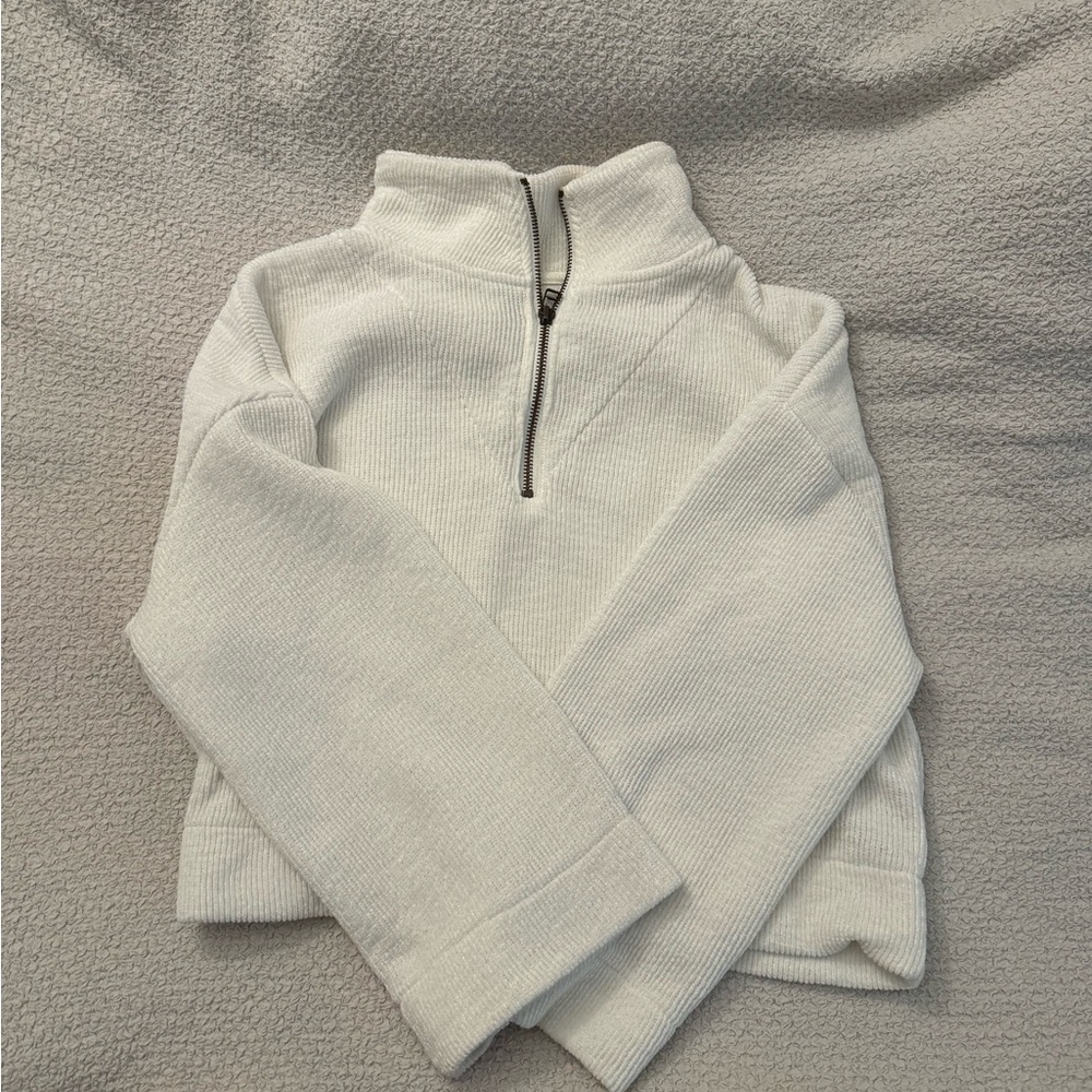 UO | Bell Sleeve Cropped Quarter Zip